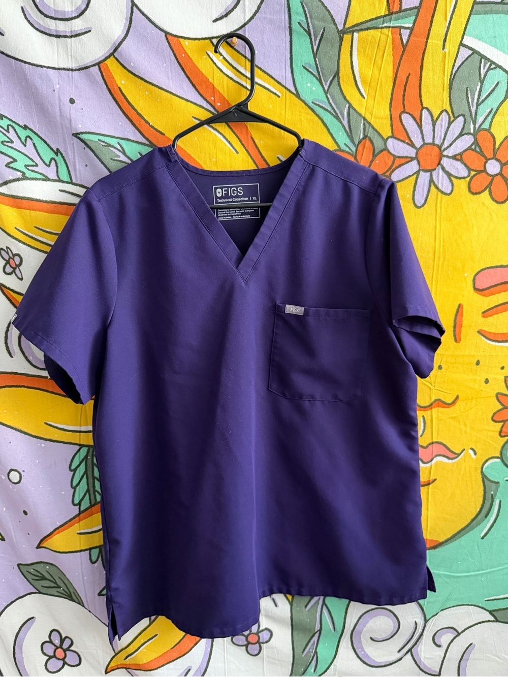FIGS Women’s Catarina Scrub Top - Purple Jam